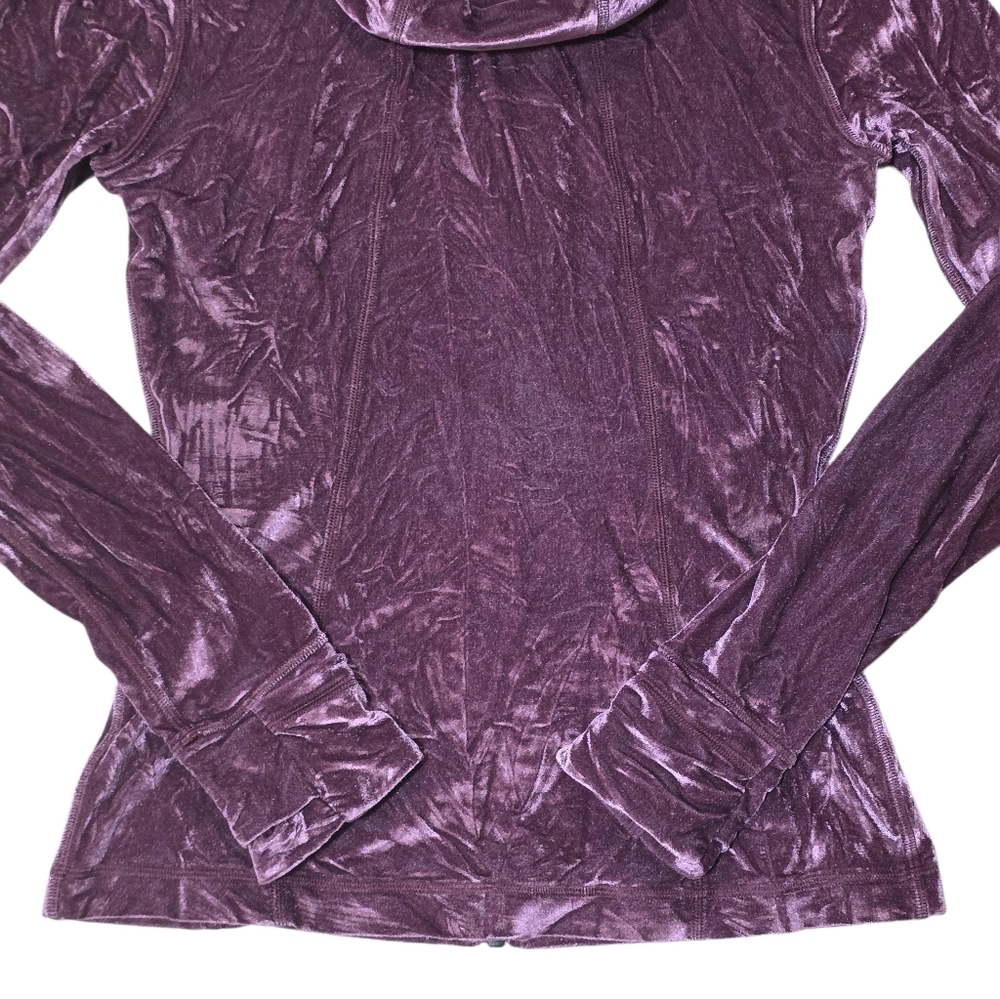 Lululemon Define Zip Up Hooded Jacket Size 6 Garnet Gold Velour - Picture 7 of 9